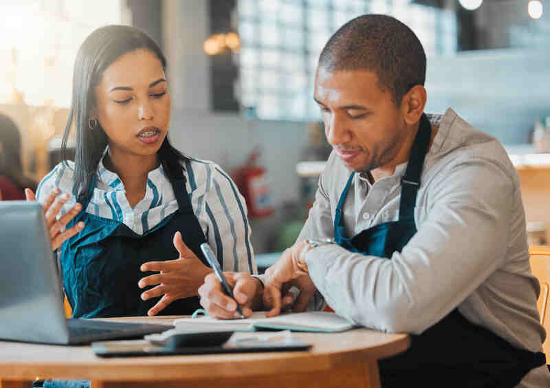 How Does Invoicing Work? A Step-By-Step Guide - Invoice Simple